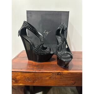 Giuseppe Zanotti Black Suede Studded Peep-Toe Wedge Platforms – Size 38.5 |